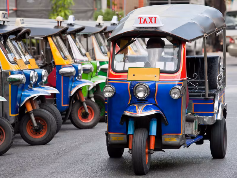 Bangkok Private Tour - TUK TUK to start for our trip
