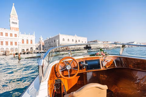 Venice by Water: A Grand Canal Luxury Cruisecover image
