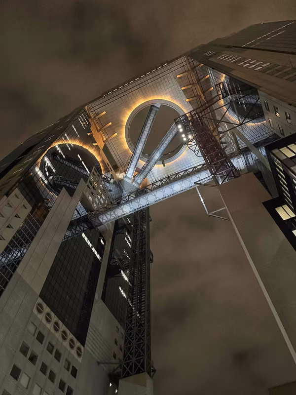Osaka Private Tour - Futuristic architecture of Umeda Sky Building