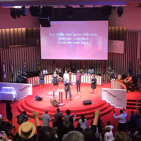 New York Private Tour - Church service in Harlem