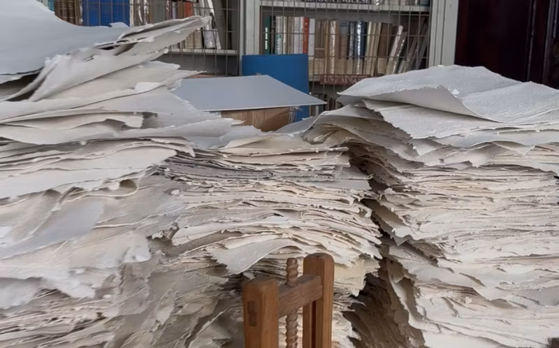 Naples Private Tour - The precious Amalfi paper