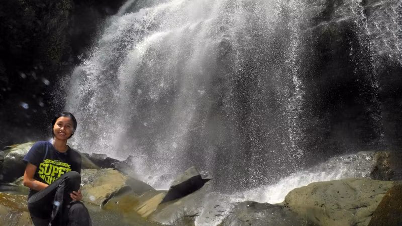 Sarawak Private Tour - Waterfall trekking at Gareg Fall, Kuching
