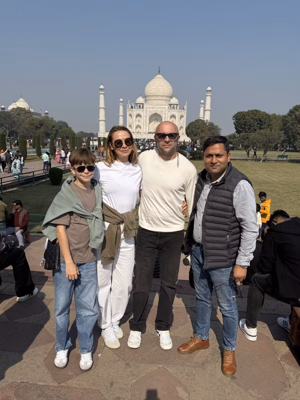 Delhi Private Tour - Me with clients in Taj Mahal.