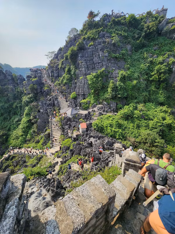 Hanoi Private Tour - Climbing up Mua cave