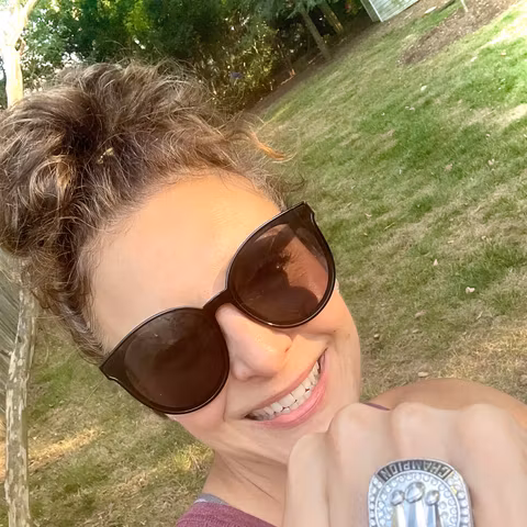 Michelle R.