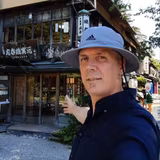 Japan Tour Guide - Lee S.