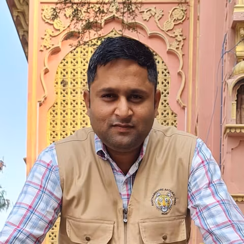 Delhi Tour Guide - Mohsin K.