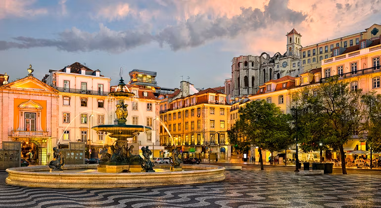 Lisbon Private Tour - Lisbon baixa