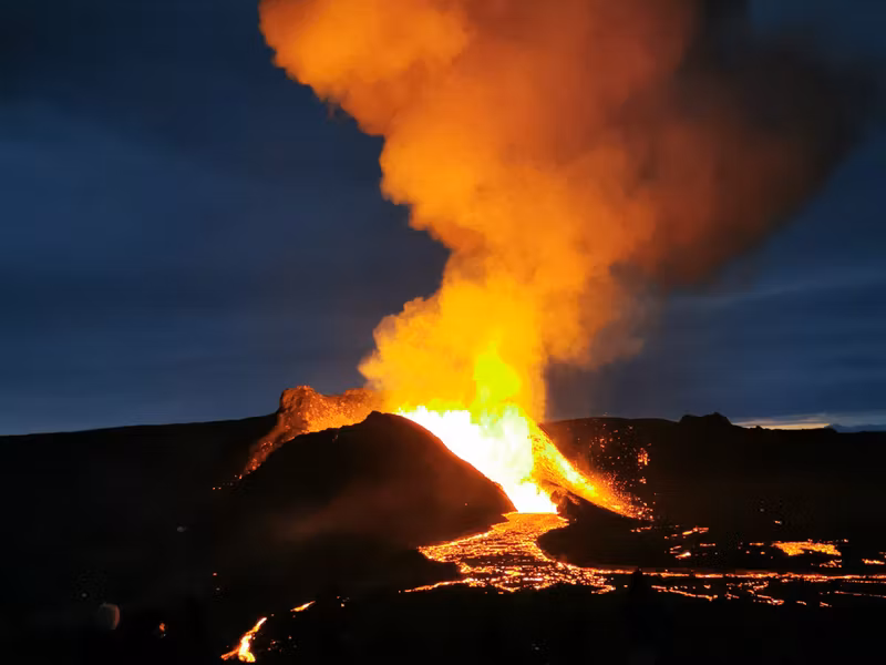 Reykjavik Private Tour - My first volcano! 