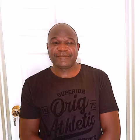 Matabeleland North Tour Guide - Munya S.