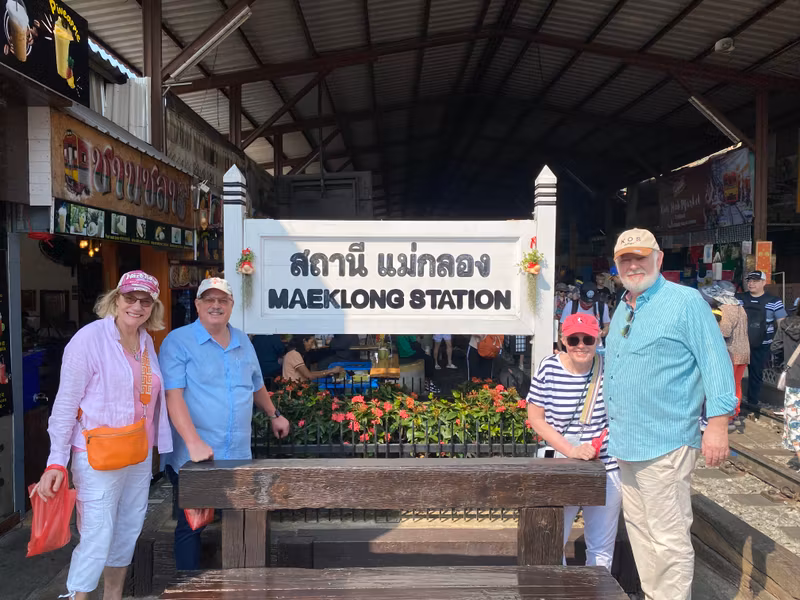 Bangkok Private Tour - Maeklong Station
