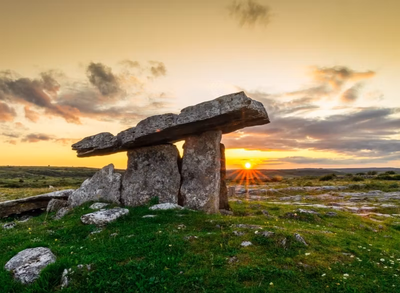 Dublin Private Tour - Poulnabrone Dolmen