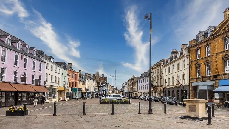 Cotswolds Private Tour - Cirencester Shopping