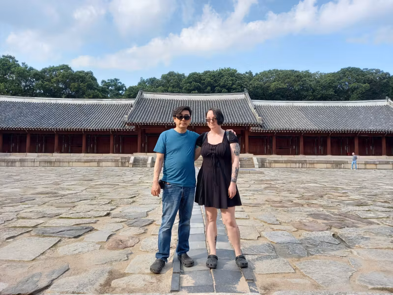 Seoul Private Tour - 2nd Hall of Shrine