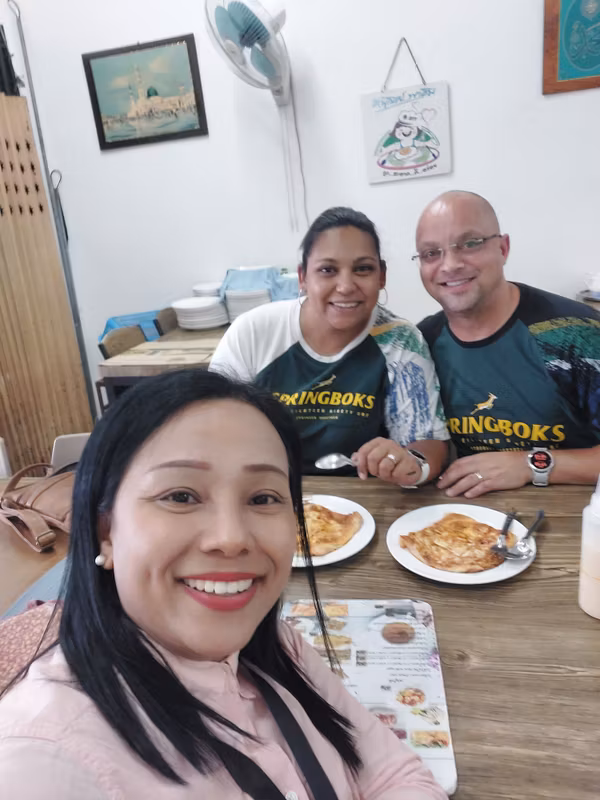 Phuket Private Tour - food tour with local food