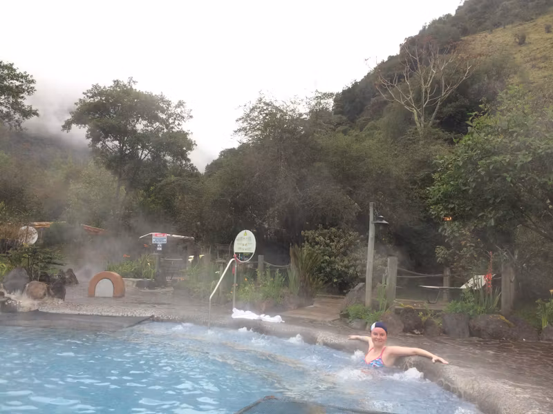Quito Private Tour - Thermal pools