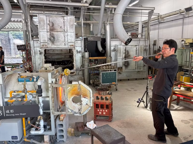 Kagoshima Private Tour - Craftsman working.