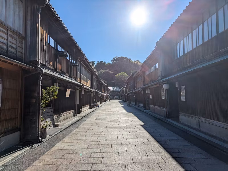 Kanazawa Private Tour - Higashi Chaya