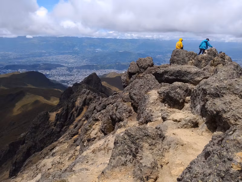 Pichincha Private Tour - Summit of Rucu Pichincha, Quito in the background