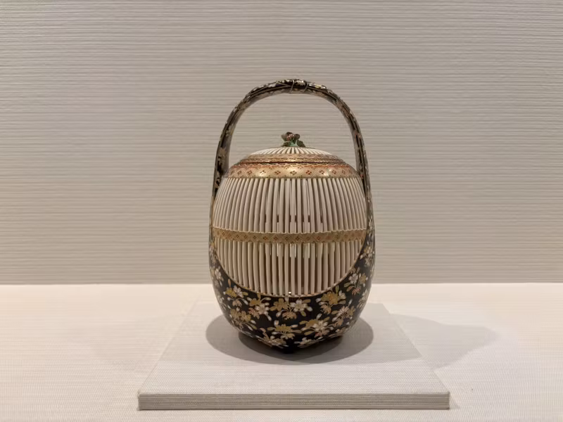 Kagoshima Private Tour - Satsuma ware at Chin Jukan pottery.