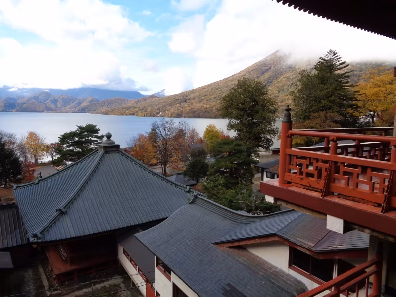 Tokyo Private Tour - Chuzenji Tempel