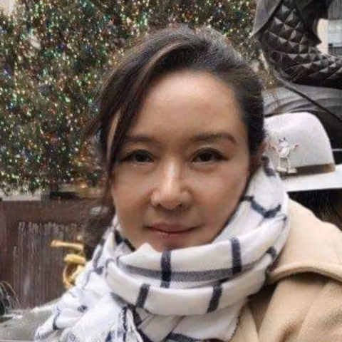 Seoul Tour Guide - Sally K.