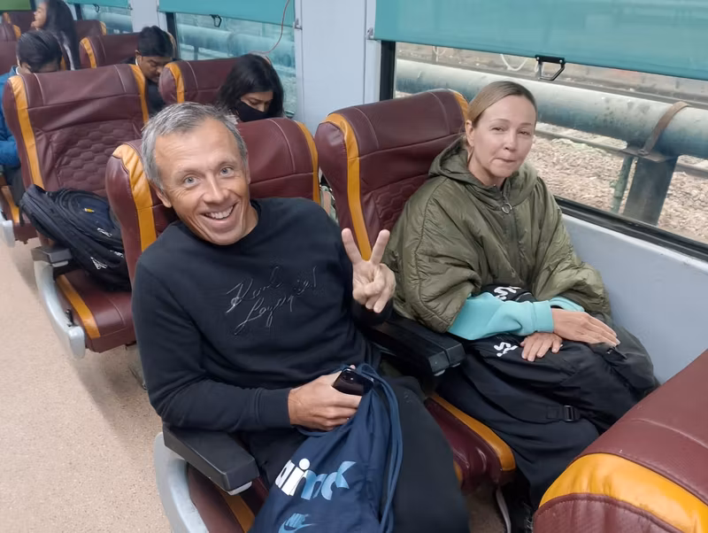 Delhi Private Tour - Our clients from Russia on the train.