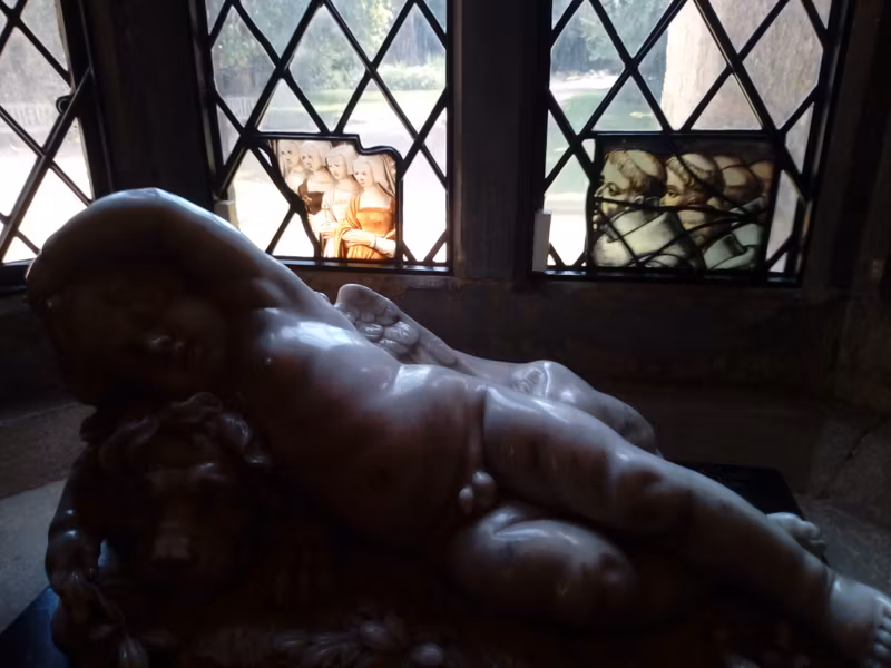 Cambridgeshire Private Tour - Inside the porch of the Abbey