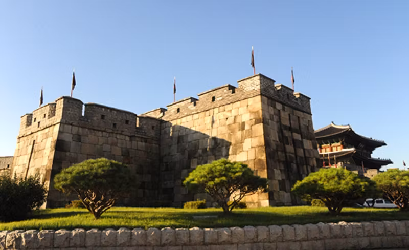 Gyeonggi Private Tour - Hwaseong Fortress