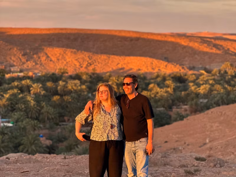 Ghardaia Private Tour - Sunset Smile A couple captures the golden glow over a desert oasis, BEN-ISGUEN