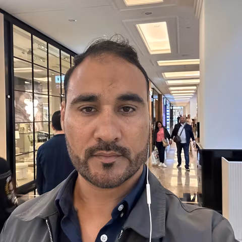 Dubai Tour Guide - Anwar  S.