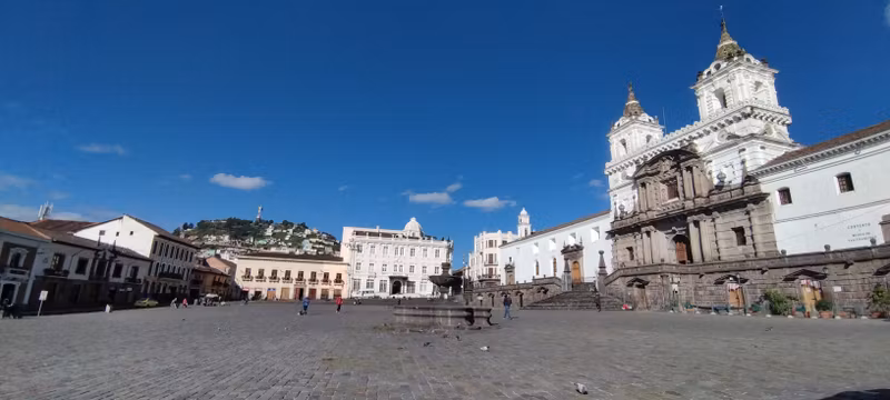 Quito Private Tour - San Francisco square