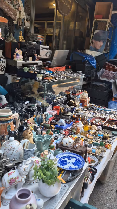 Seoul Private Tour - Dongmyeo Flea Market