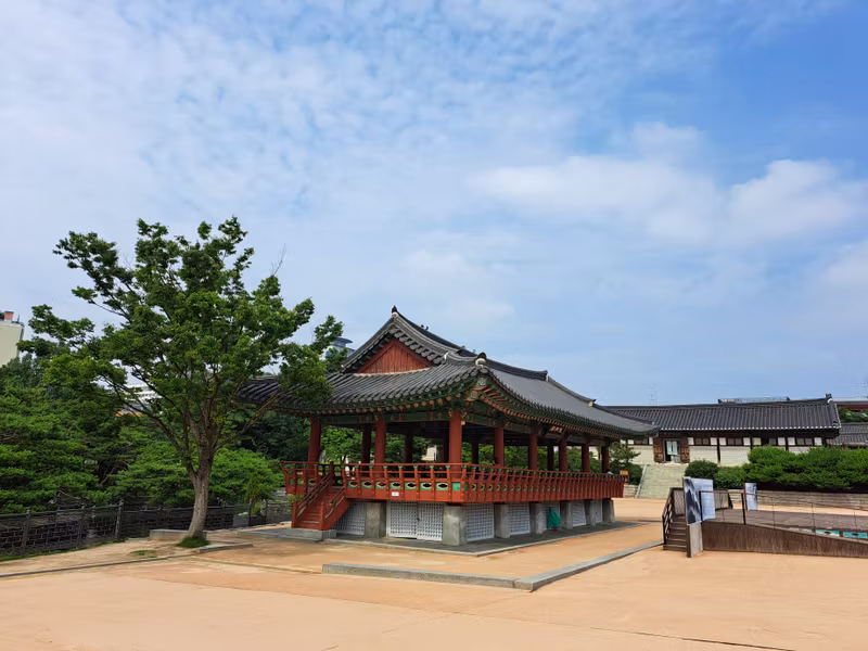 Seoul Private Tour - Namsangol Hanok Village
