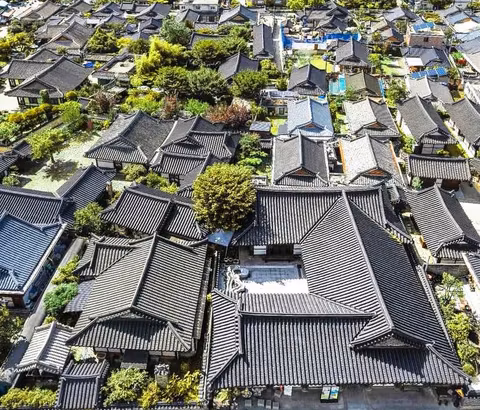 Jeonju History, Hanok & Bibim-bap Tour -- One-Day Round-Trip from Seoulcover image