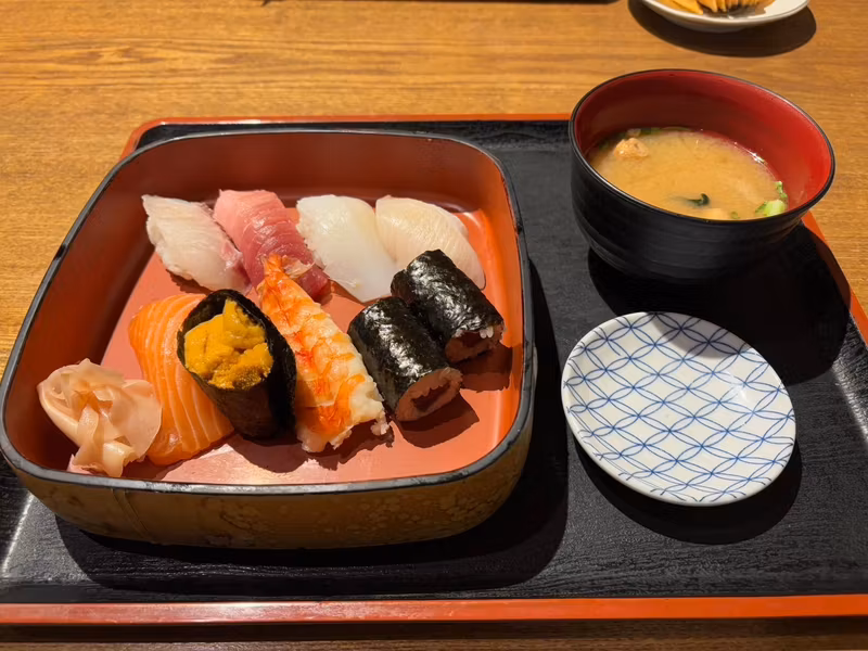 Nagasaki Private Tour - Sushi