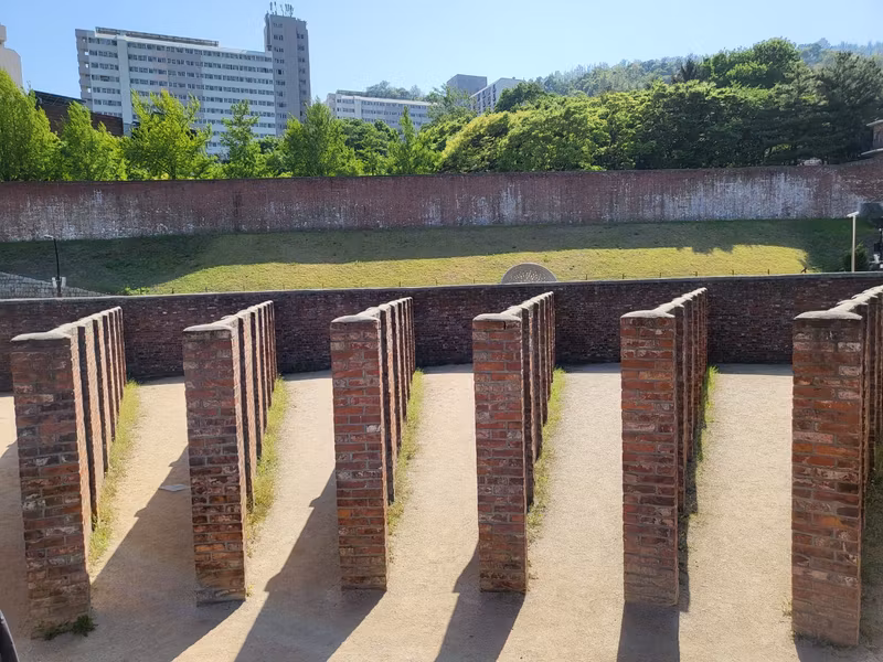 Seoul Private Tour - Seodaemun Prison History Hall