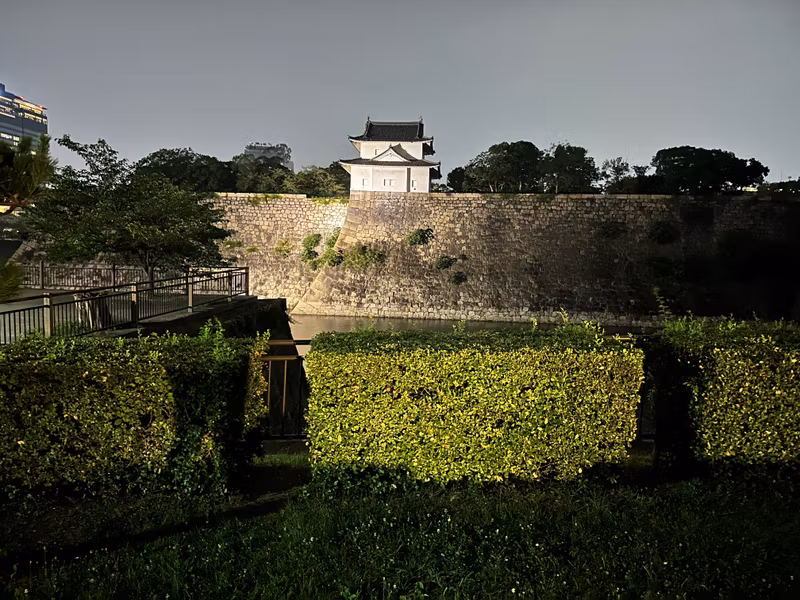 Osaka Private Tour - Yagura and stone wall