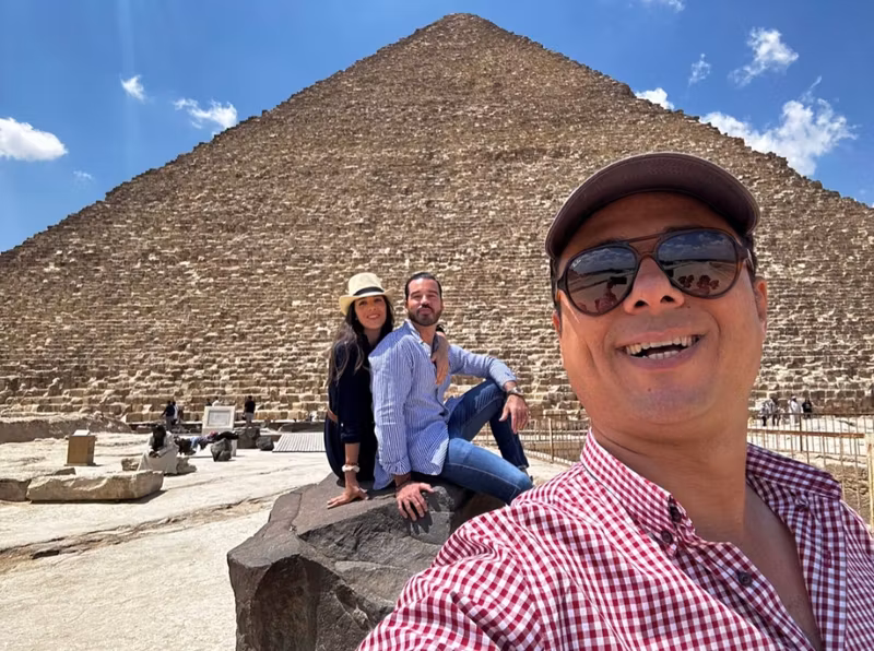 Giza Private Tour - Selfie your tour and share your smile