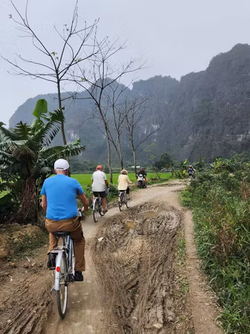 Full-Day Cultural & Scenic Adventure to Ninh Binh: Hoa Lu – Tam Coc/ Trang An – Bich Dong – Mua Cavecover image