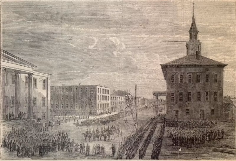 Savannah Private Tour - Union troops march down Bay Street