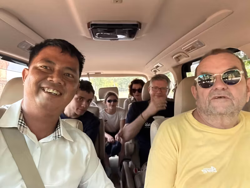 Siem Reap Private Tour - Conduire avec nos clients