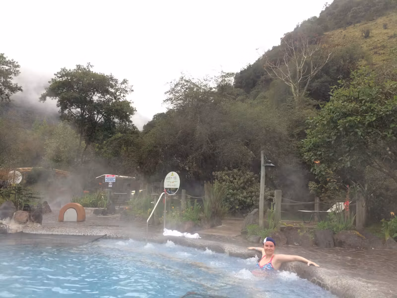 Quito Private Tour - Thermal pools