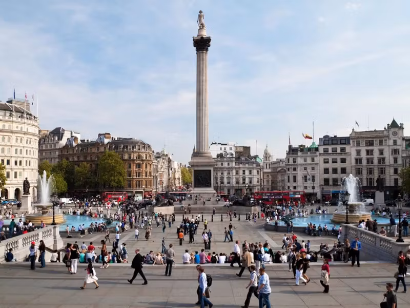 London Private Tour - Trafalgar Square