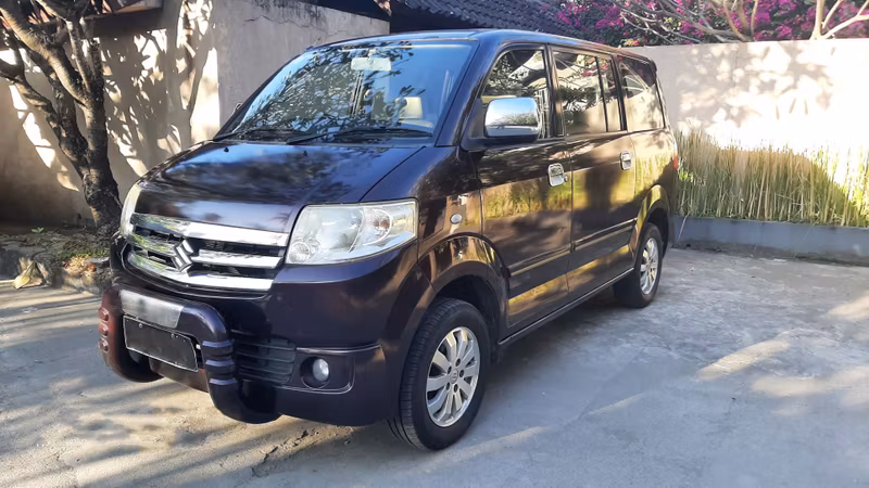 Lombok Private Tour - 7 seater minivan