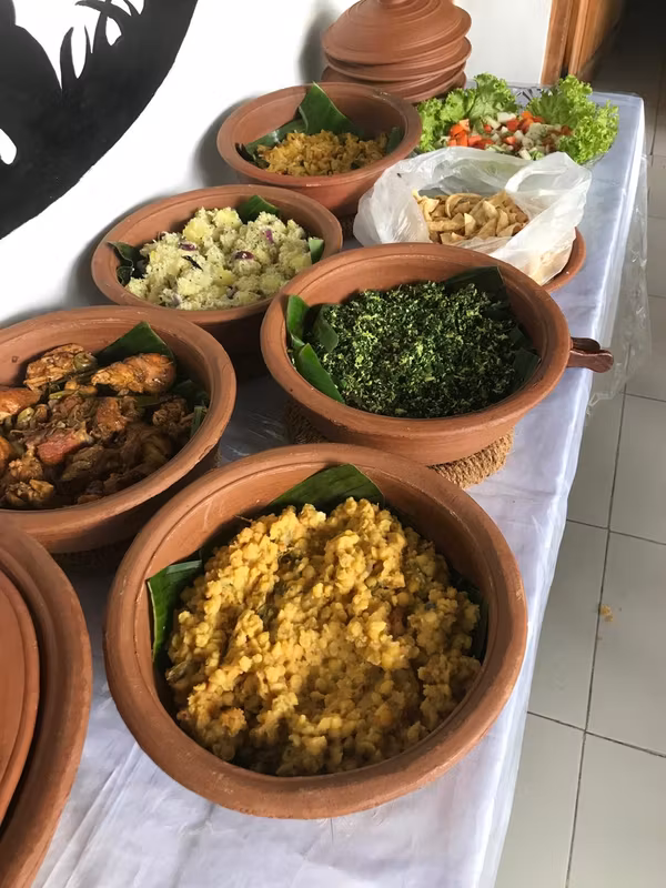 Kandy Private Tour - Srilankan rice and curry lunch