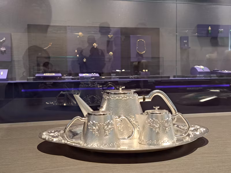 Seoul Private Tour - Seoul Museum of Craft Art