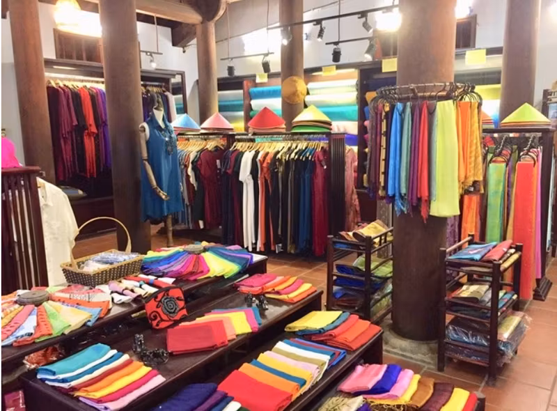 Hanoi Private Tour - Van phuc silk wear village