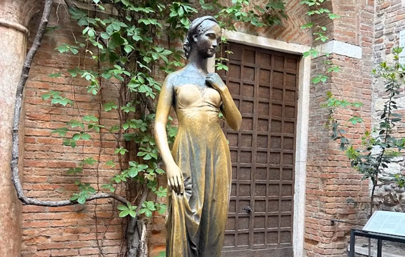 Venice Private Tour - Statua Giulietta