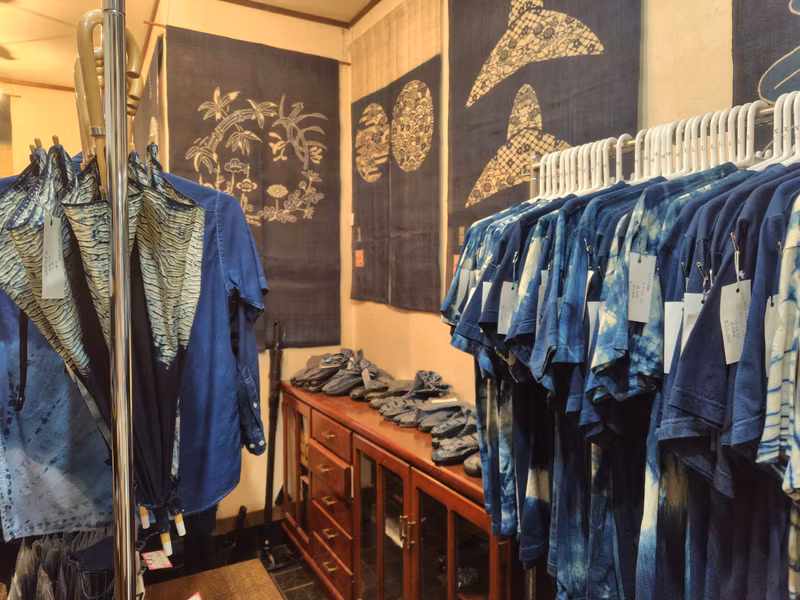 Shizuoka Private Tour - Products dyed with natural indigo dye